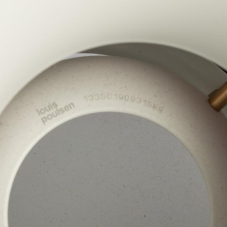 Poul Henningsen, taklampa, "PH 5", Louis Poulsen, Danmark.