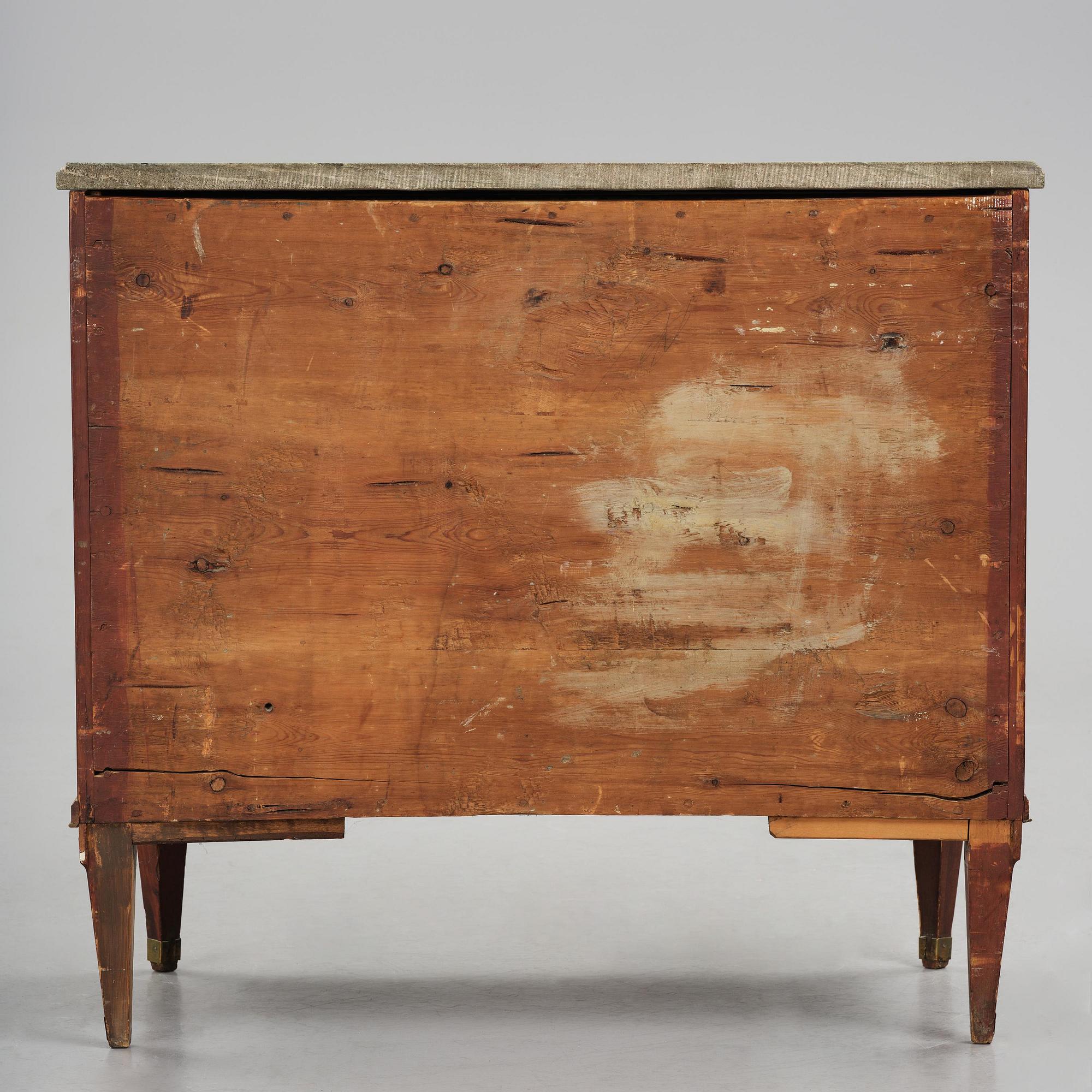 A late Gustavian commode.