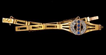 ARMBAND, 18k rödguld besatt med diamanter och safirer. Vikt 11 g.