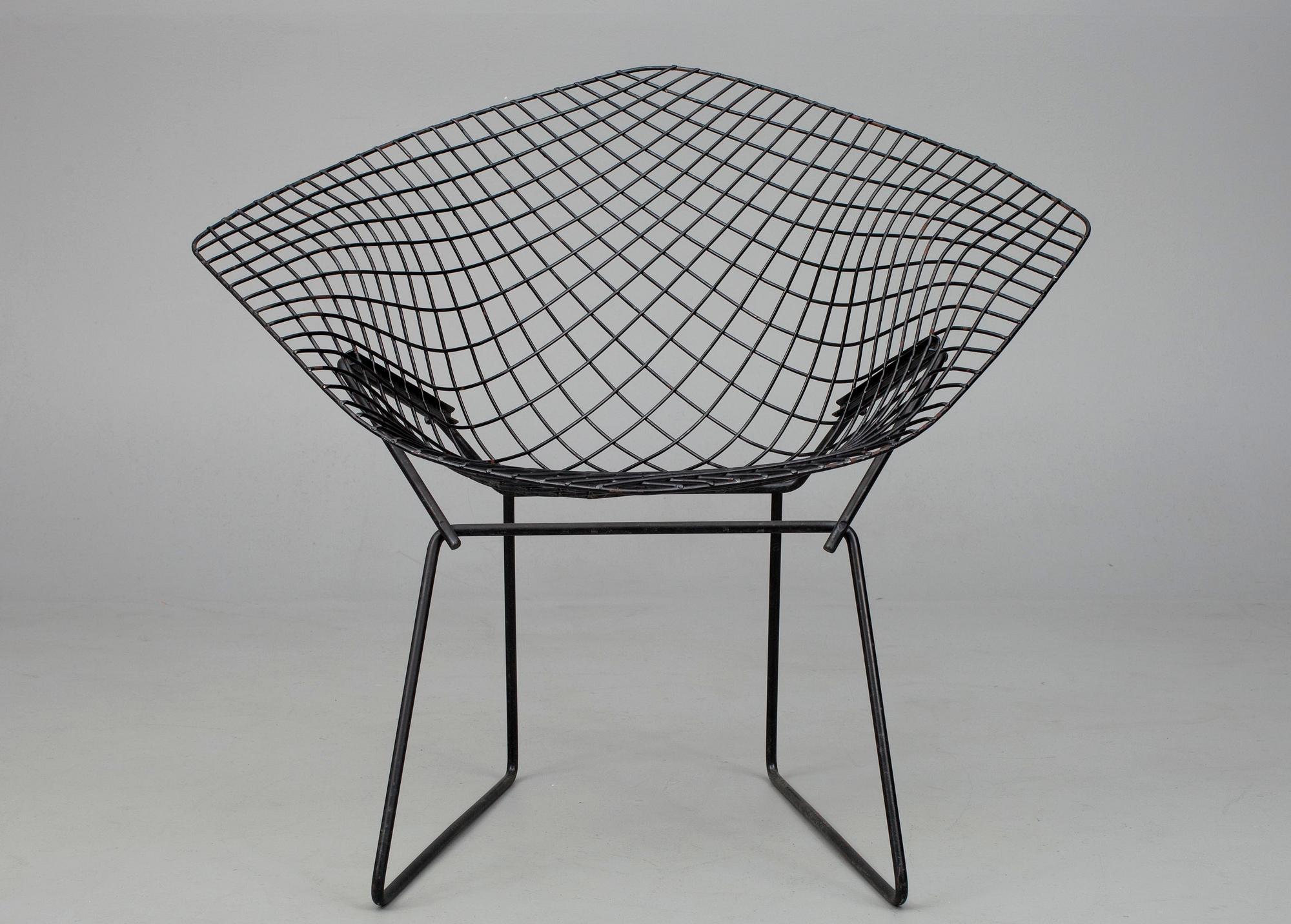 NOJATUOLI,  "Diamond Chair", Harry Bertoia. 1900-luvun loppupuoli.