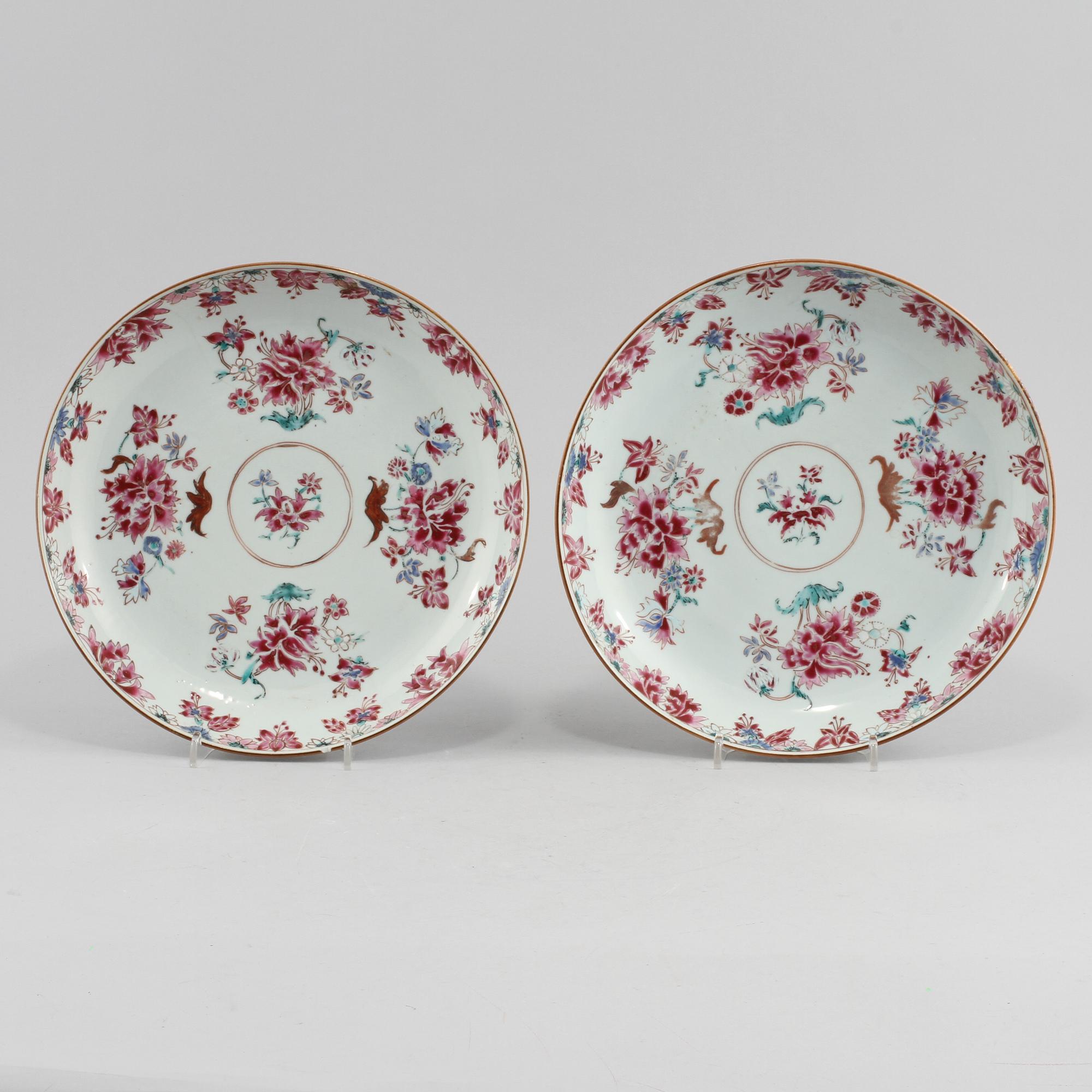 SKÅLFAT, ett par, porslin, Kina, Qianlong (1736-1795).
