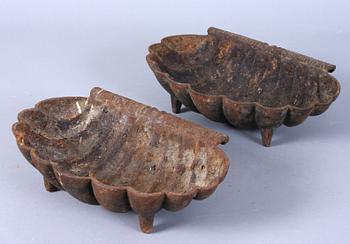 FAT, 2 st, gjutjärn, 1900-tal.