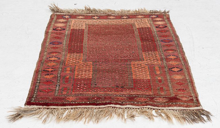 Rug, prayer rug, approx. 113 x 77 cm.