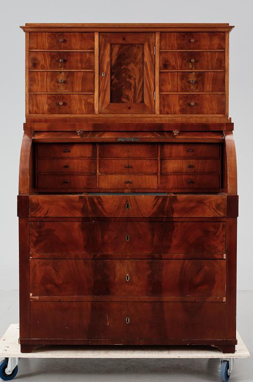 SKRIVBYRÅ. Empire, 1800-talets mitt.