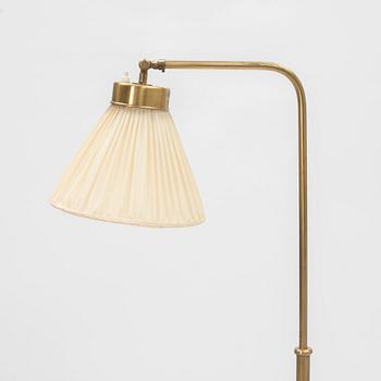 Josef Frank, floor lamps a pair, model 1842, Svenskt Tenn.