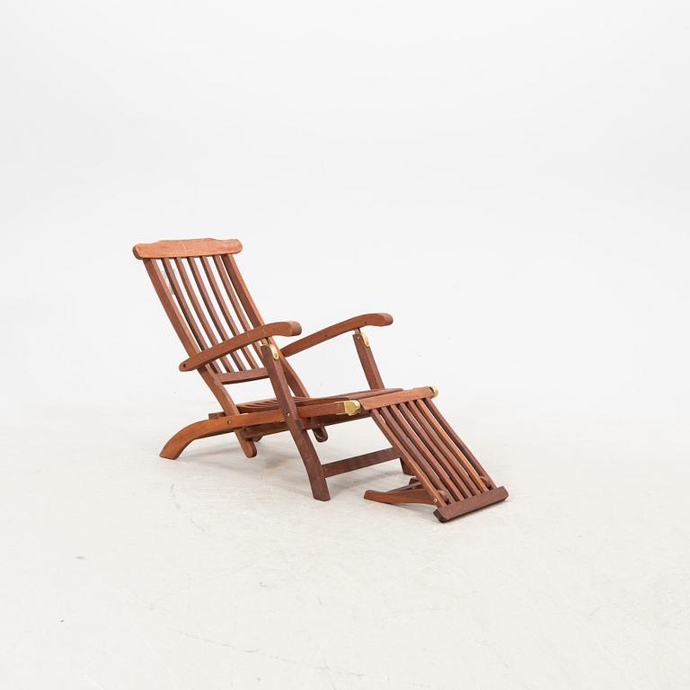 A wooden deck chair late 20thcentury/21st cenntury.