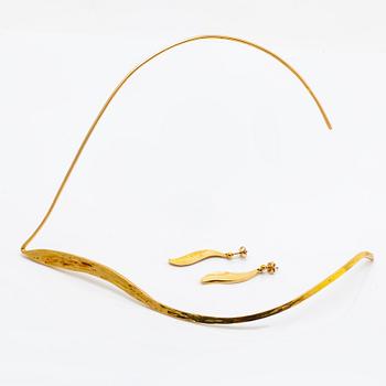 ELON ARENHILL necklace and earrings, 18K gold, Malmö 1982, 42 g.