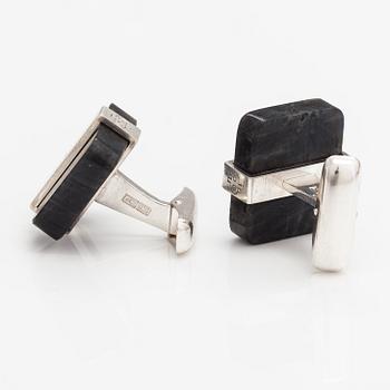 Pekka Piekäinen, A pair of sterling silver cufflinks with spectrolites. Auran Kultaseppä, Turku.
