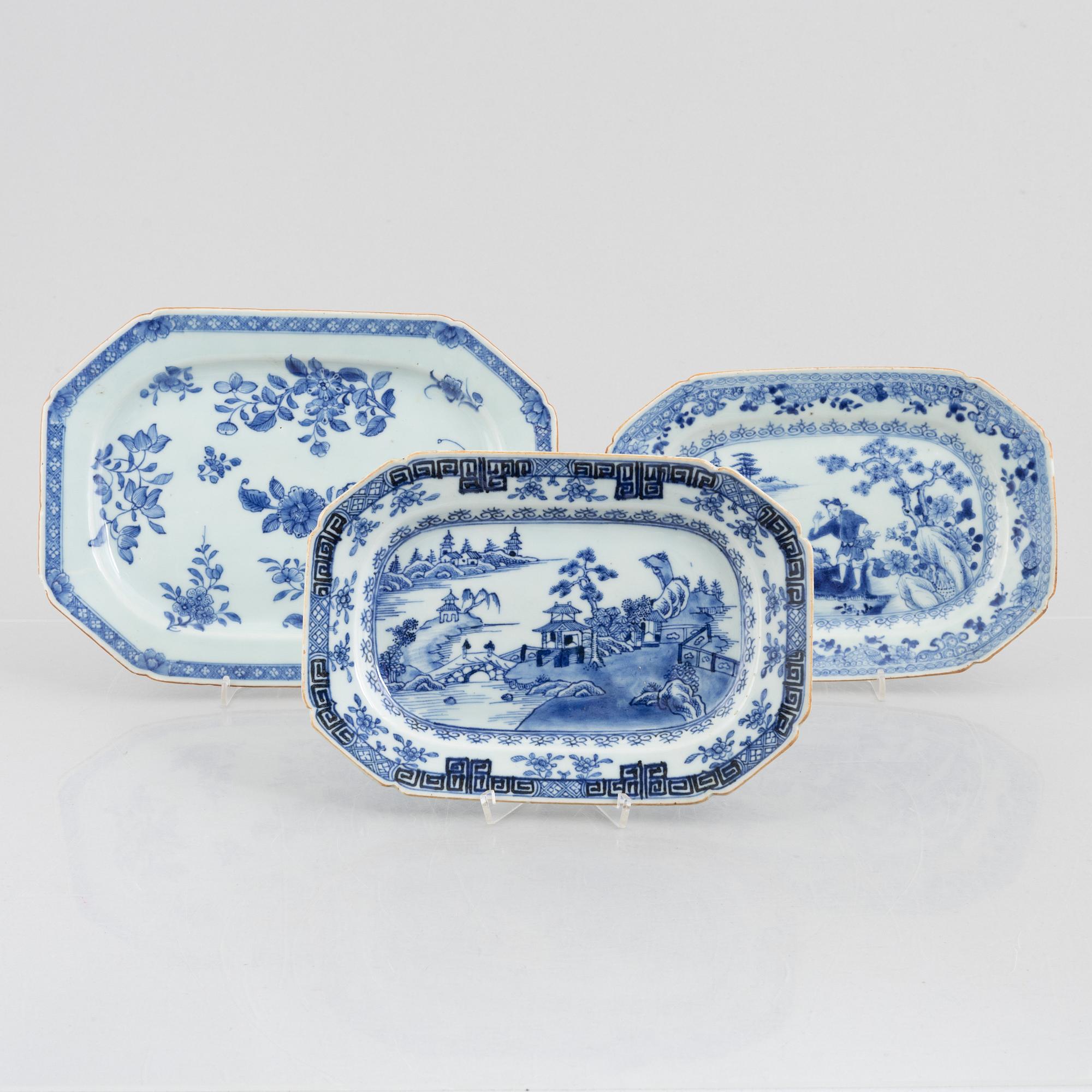 Three porcelain serving dishes, China, Qing dynasty, Qianlong 1736-95.