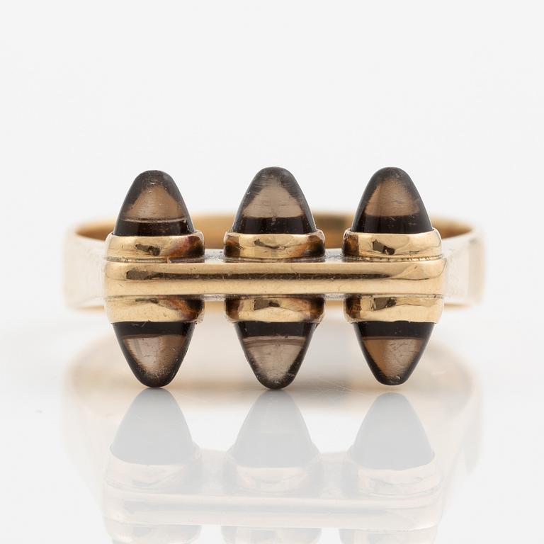 A 14K gold ring with smoaky quartzes. Alppikulta, Helsinki.