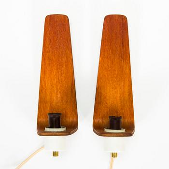 A pair of 1950s Wall lamps.