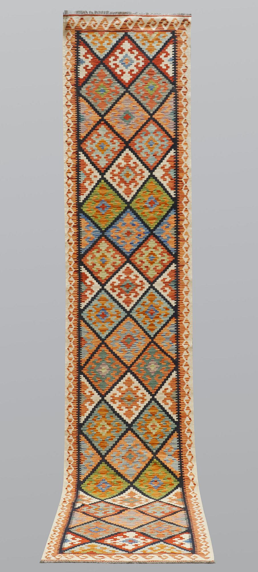 A runner, Kilim, ca 403 x 82 cm.