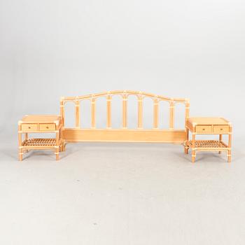 Sängbord ett par samt sänggavel DUX 1980-tal.