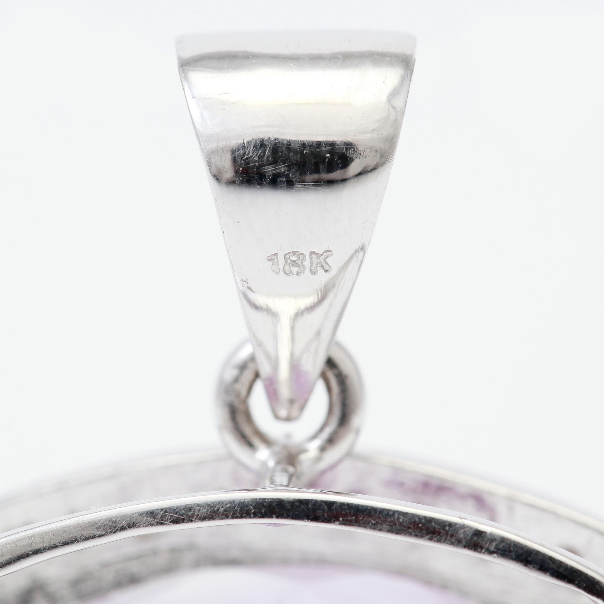 HÄNGE, ametist ca 12,75 ct, briljantslipade diamanter totalt ca 0,80 ct.