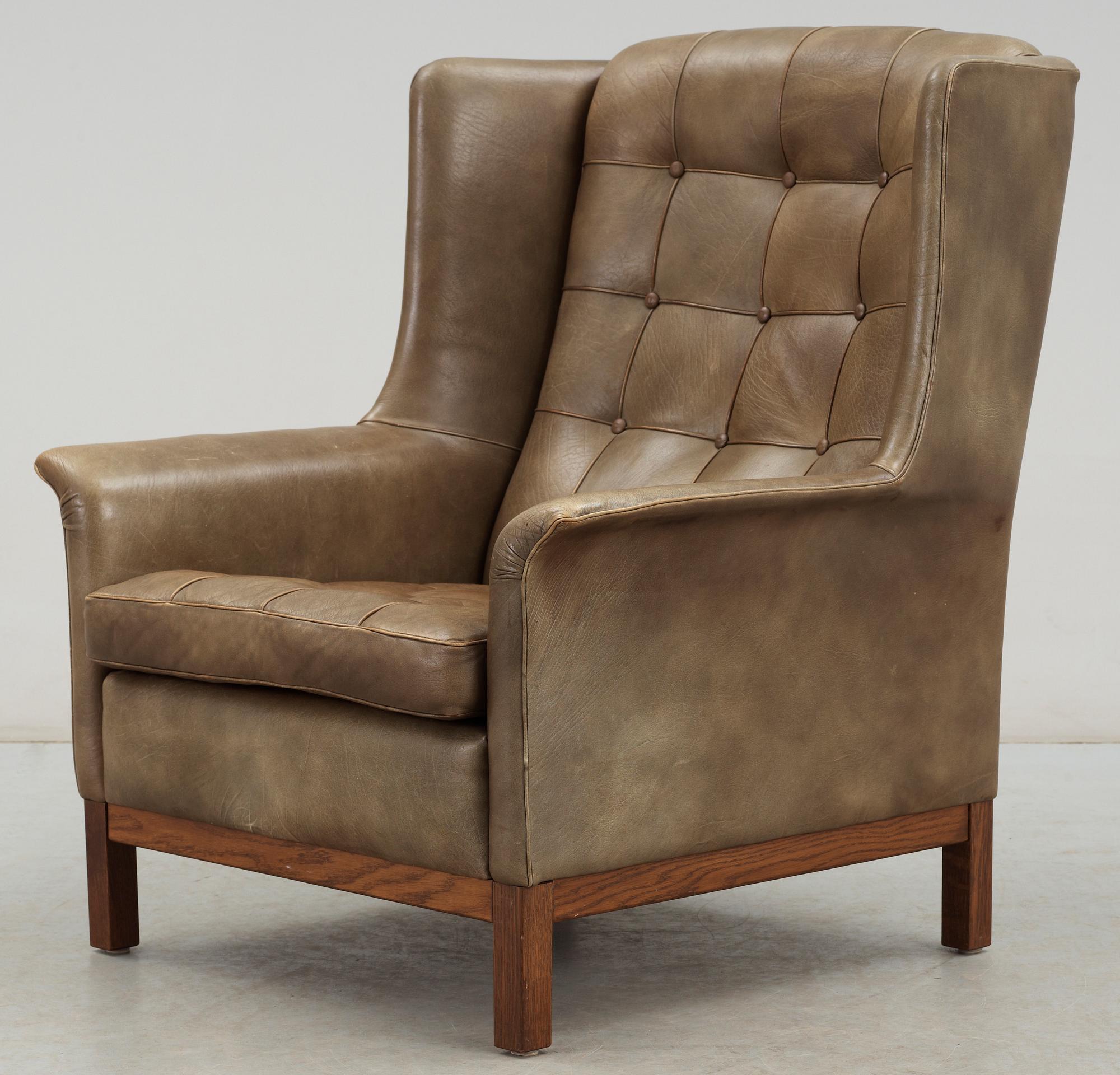 FÅTÖLJ, Arne Norell, Norell möbler Aneby. 1900-talets slut.