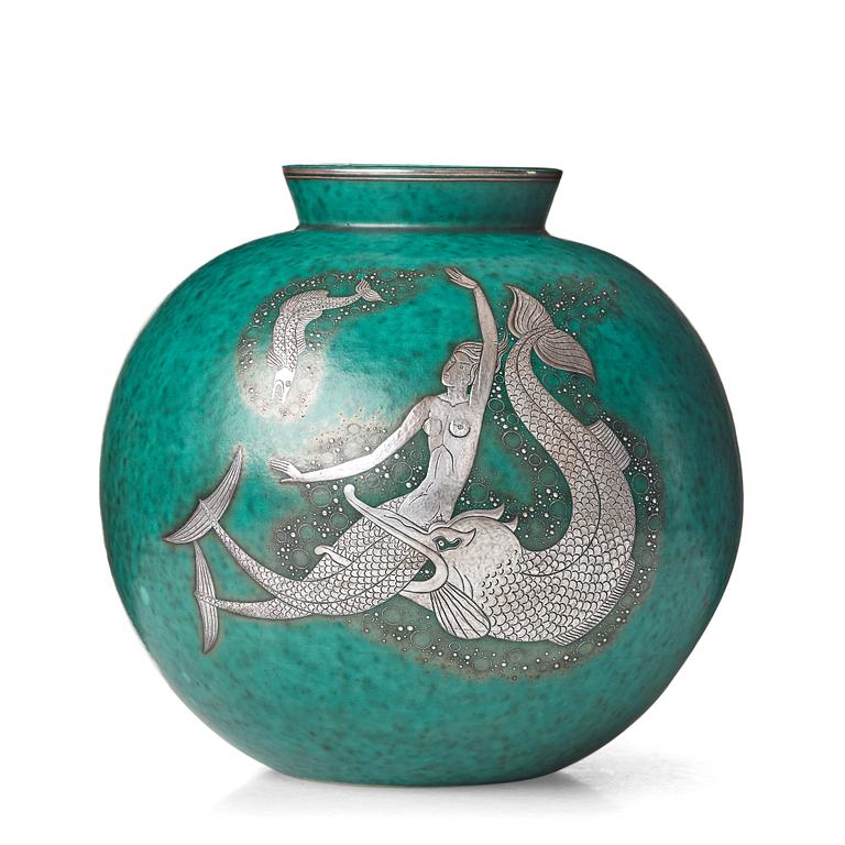 Wilhelm Kåge, a stoneware "Argenta" vase, Gustavsberg, Sweden 1949.