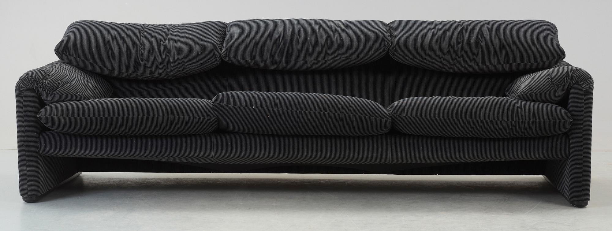 SOFFA, "Maralunga", Vico Magistretti för Cassina.