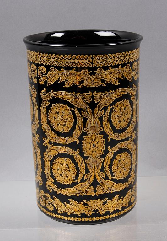VAS, porslin. Versace för Rosenthal.