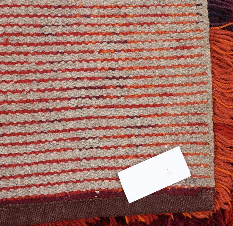MATTA. Rya. 166,5 x 127,5 cm. Handknuten på Borgs fabriker, Lund.
