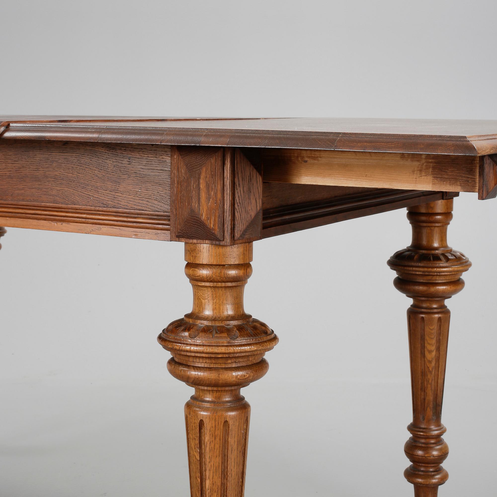 MATSALSMÖBEL, 7 delar, nyrenässans, 1800-talets slut.