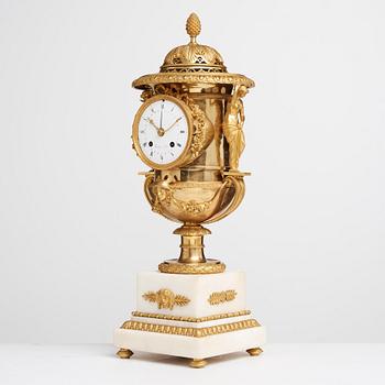 A French early 19th century mantel clock.