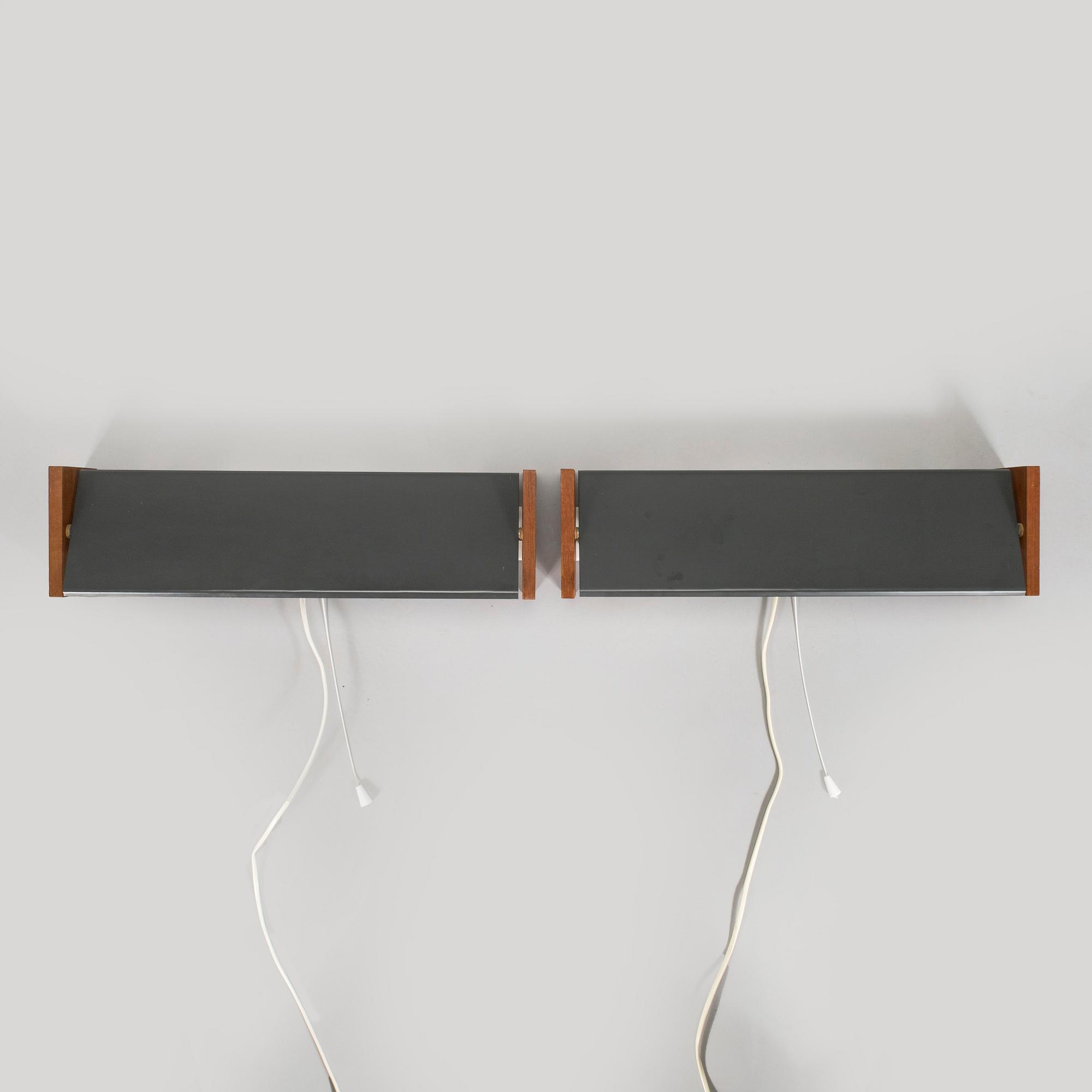 A pair of 1960s/70s wall lamps marked by Valinte.