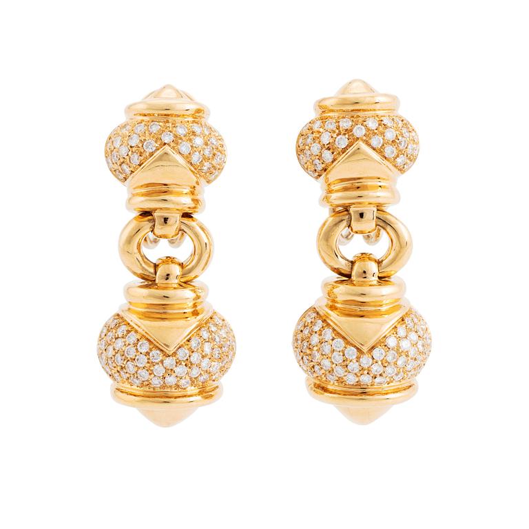 A pair of 18K gold earrings set with round brilliant-cut diamonds.
