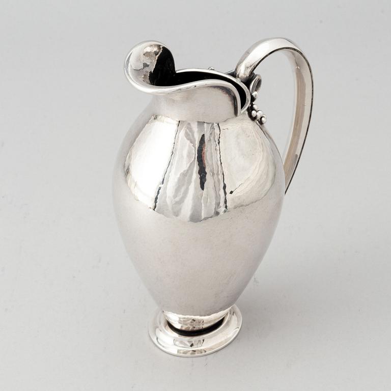 CG Hallberg, kanna, silver, Stockholm 1943.