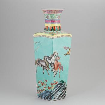 A large Chinese famille rose vase, 20th century.