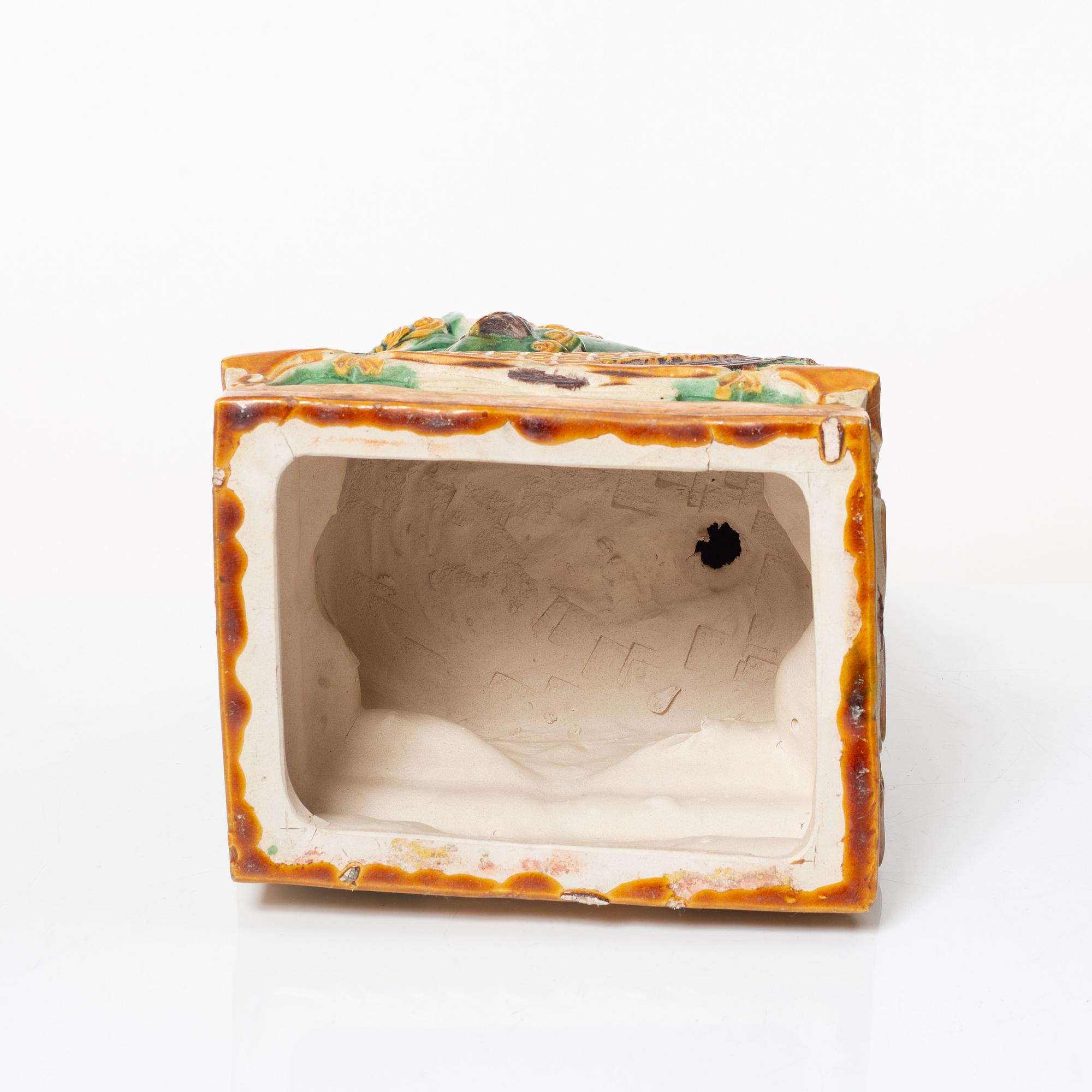 Fohundar, ett par, porslin, Kina, 1900-talets andra hälft.