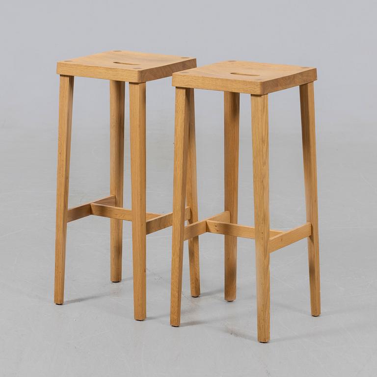 Bar stools, a pair, Tre Sekel, 2010s.