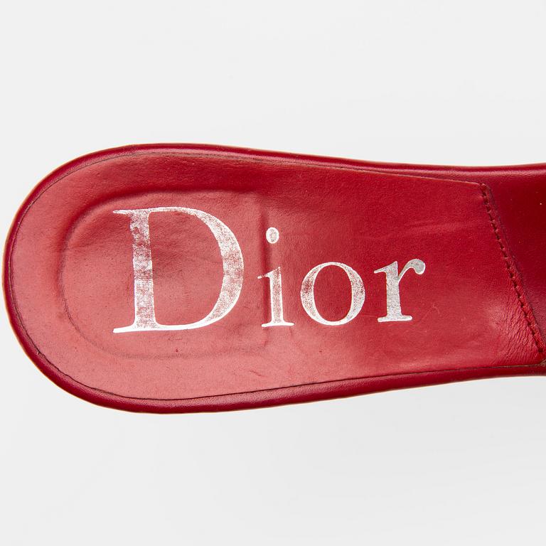 SKOR, Christian Dior.