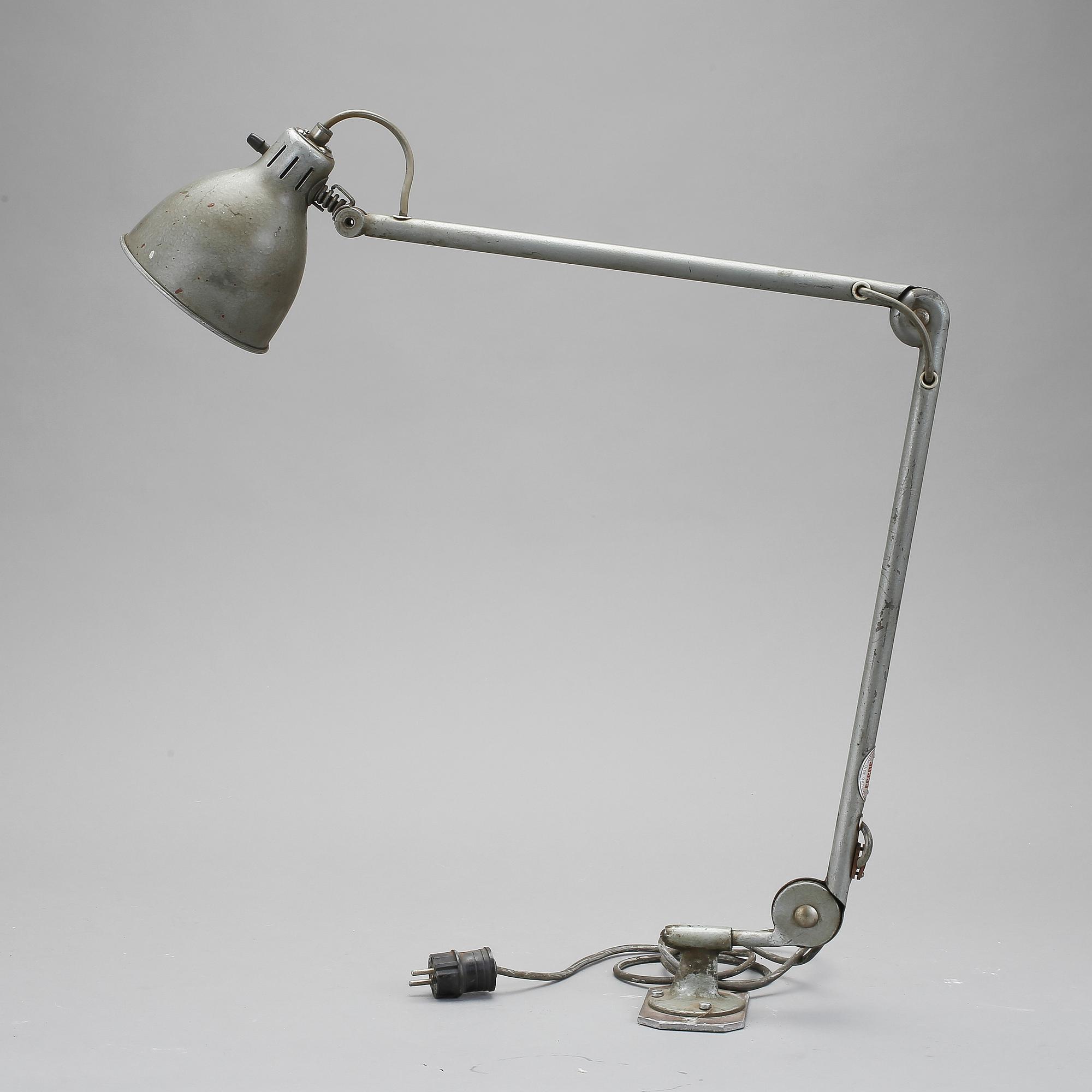 INDUSTRILAMPOR. 2 st, bla Essde-lampa, Bröderna Johansson, Auto metall, Skellefteå, 1930/40-tal.