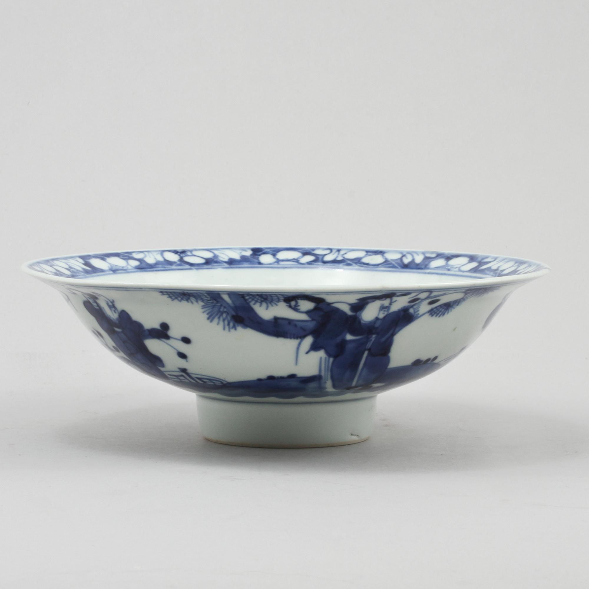 SKÅL PÅ FOT, porslin, Kina, 1800/1900-tal.