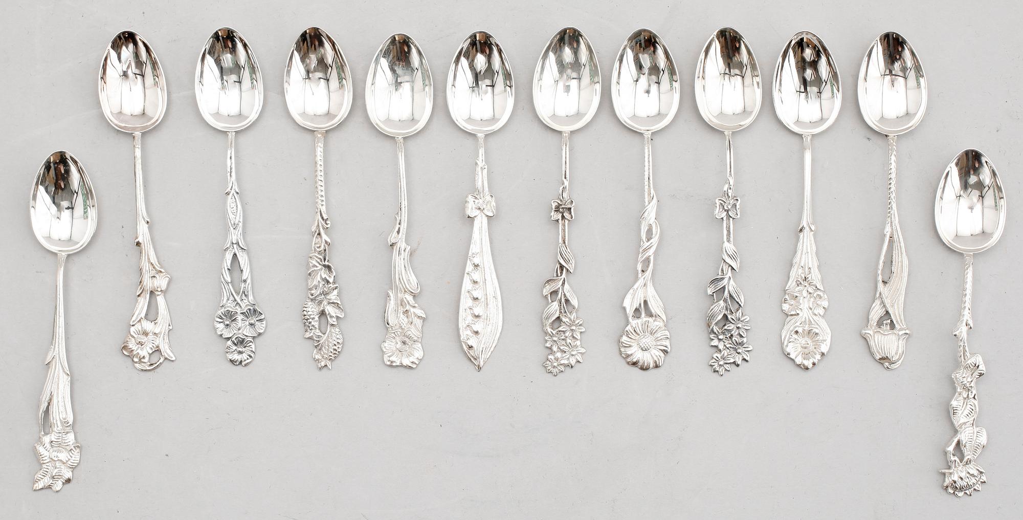 KAFFESKEDAR, 12 st, silver. Tot vikt 108 g.