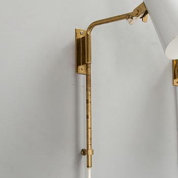 Paavo Tynell, a pair mid-20th century '9459' wall lights for Idman.