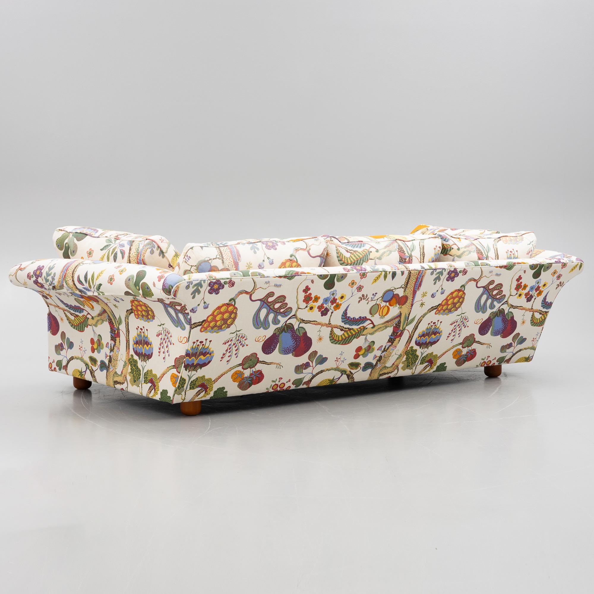 Josef Frank, a "Liljevalchs" sofa, Firma Svenskt Tenn.