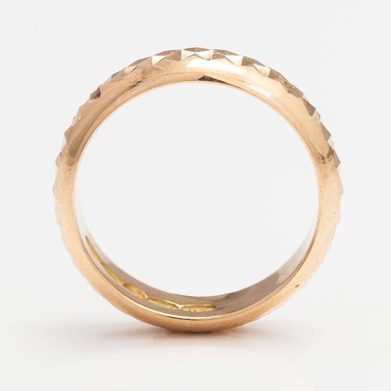 An 18K gold ring. Westerback, Helsinki 1971.