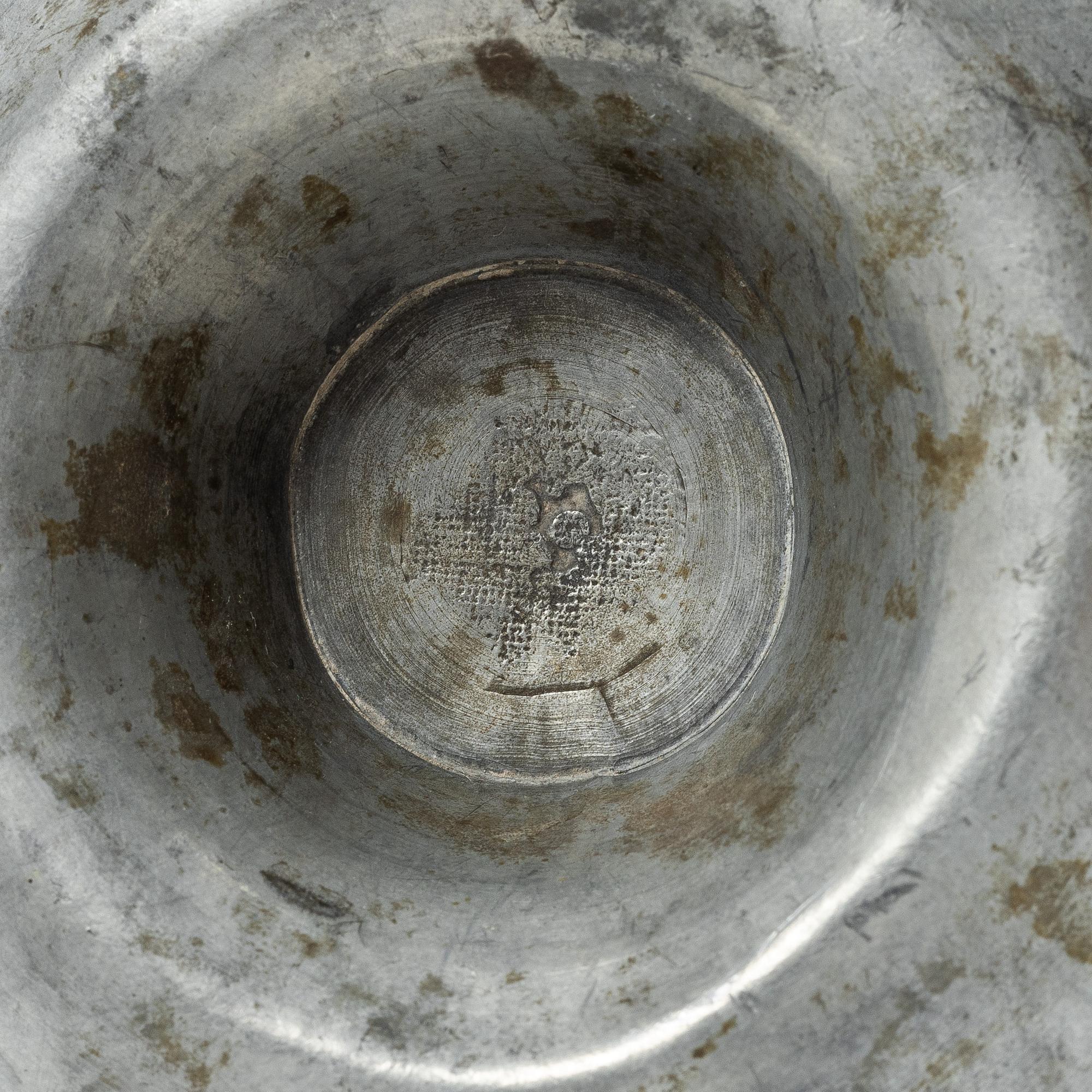 Oillamps, two similar, 19th century.