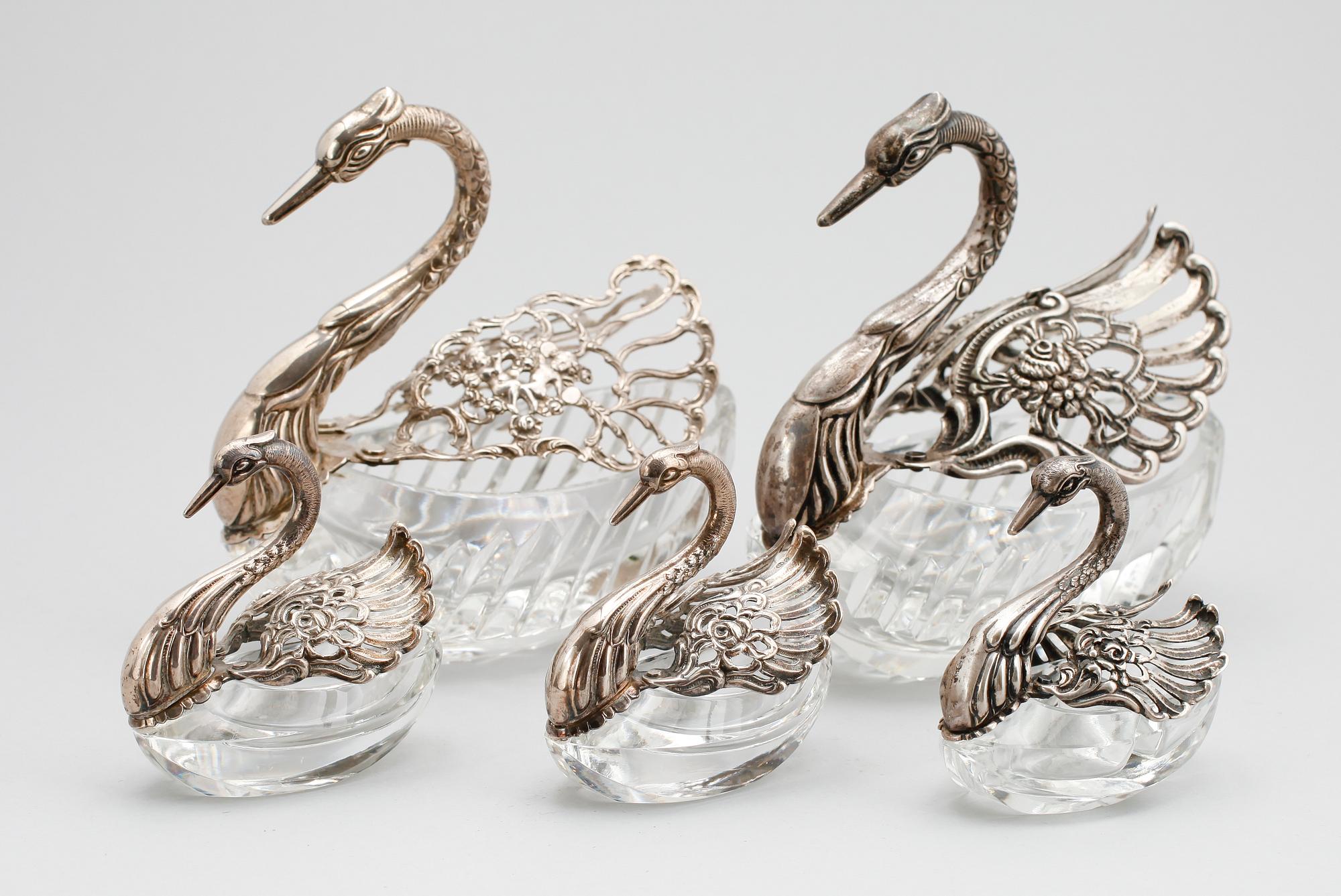 SALTKAR, 5 st snarlika, silver och glas.