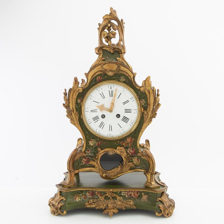 Console clock Louis XV style, first half of the 20th century.
