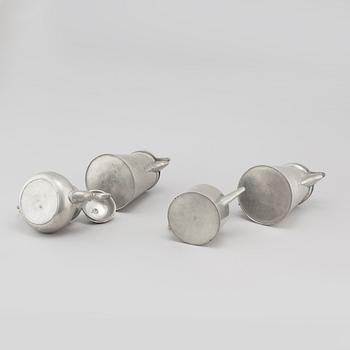 Two tankards and two pots in pewter, i a by Pehr Henrik Lundén in Lidköping, 19th century.