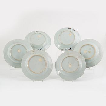 A group of six Chinese famille rose porcelain plates, Qing dynasty, 18th century.