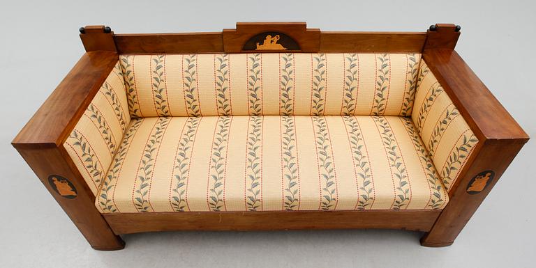 SOFFA, empirestil, 1900-talets början.