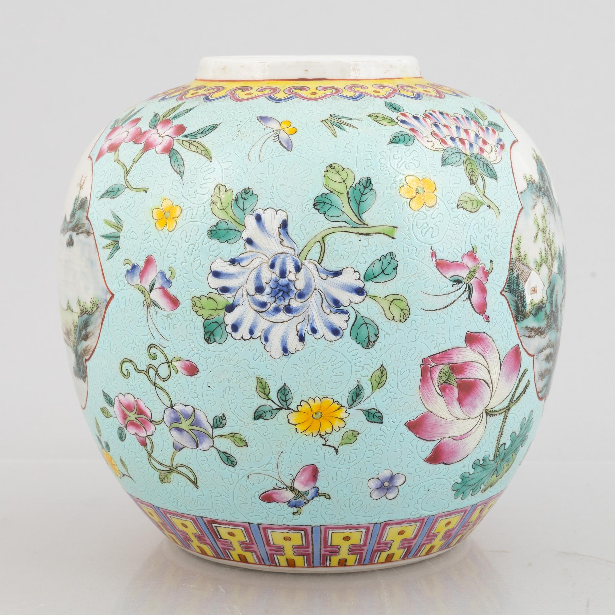 A Chinese sgraffito and famille rose jar, Republic, 20th century.