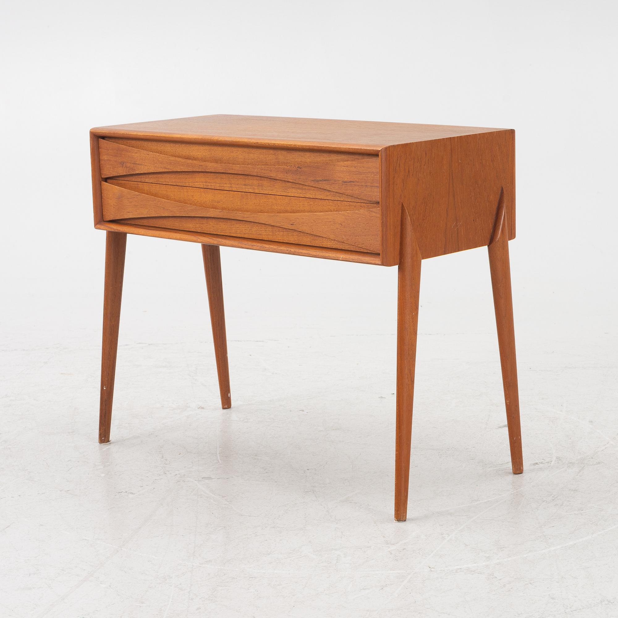 Rimbert Sandholdt, a 'GT 6835' chest of drawers, Glas & Trä, Hovmantorp.