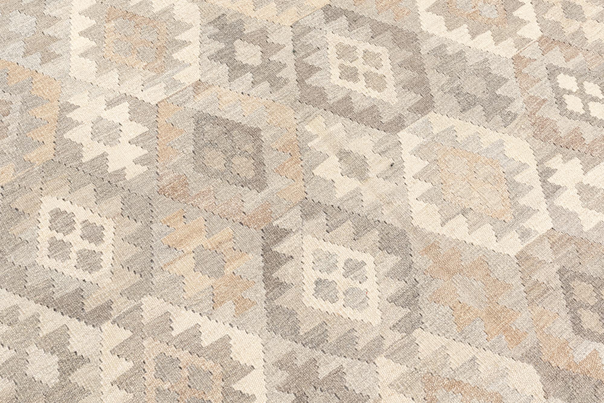A Kilim carpet, ca 391 x 311 cm.