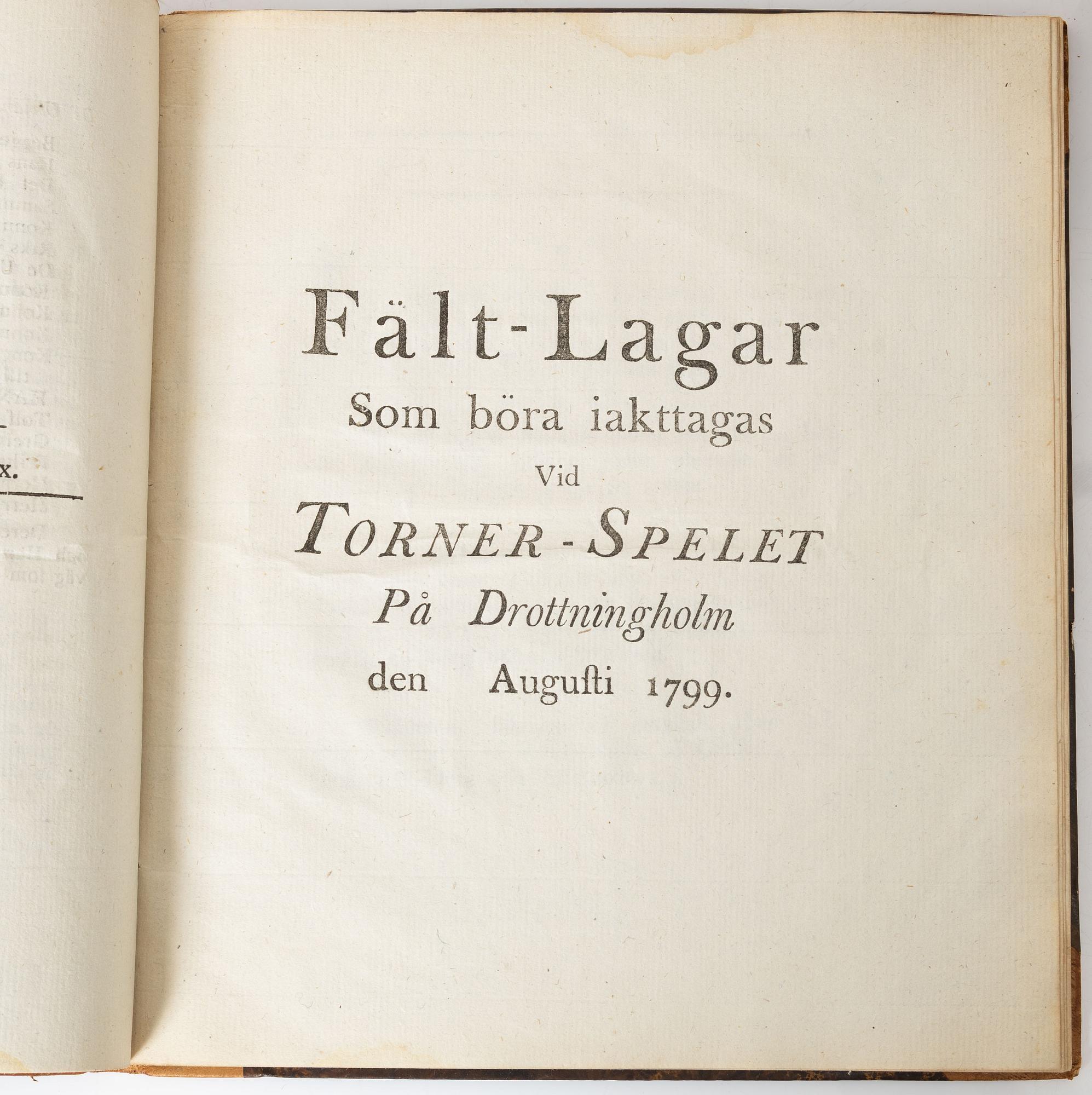 Samling äldre böcker, 8 st, mestadels om Drottningholm, 1700-1800-tal.