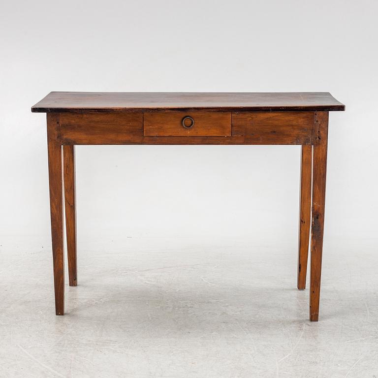 Sidobord, Newport, 2000-tal.