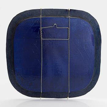 Birger Kaipiainen, a decorative ceramic plate, signed Kaipiainen.